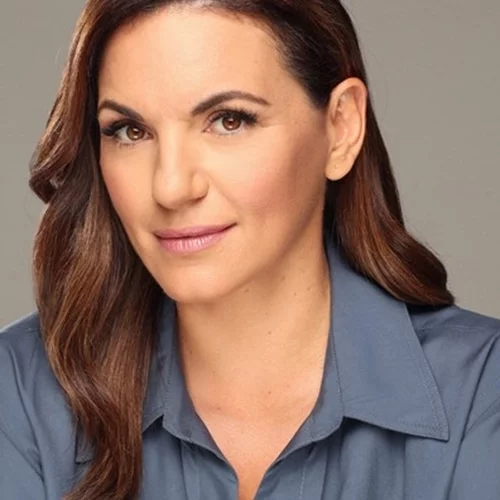 Όλγα Κεφαλογιάννη | "Φυσικά και θα έβλεπα στην Ελλάδα γυναίκα πρωθυπουργό"