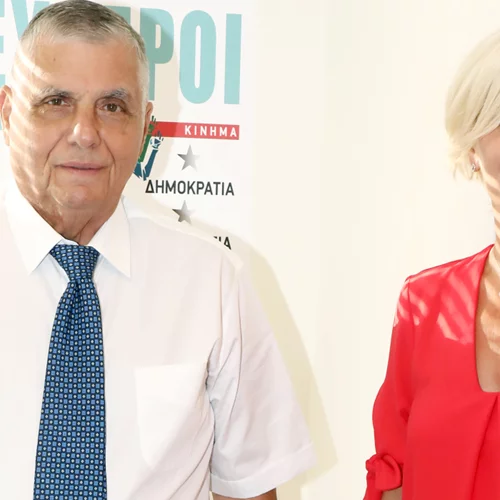 Γιώργος Τράγκας | Συντετριμμένη η σύζυγός του Μαρία Καρρά (vid)