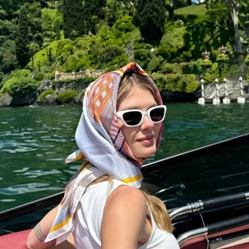 Η Αμαλία Κωστοπούλου με το πιο κολακευτικό μανικιούρ για κοντά νύχια