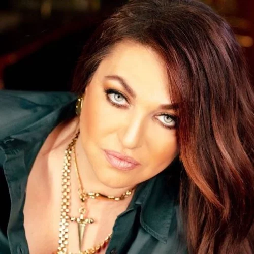 Time machine για την Καίτη Γαρμπή | Έχει δοκιμάσει όλα τα χρώματα στα μαλλιά της