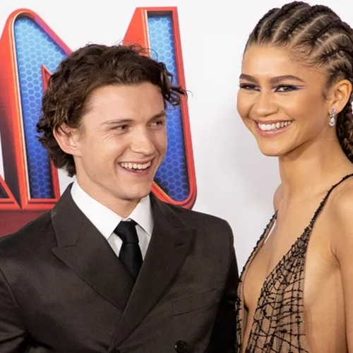 Zendaya & Tom Holland | Οι λεπτομέρειες του αρραβώνα τους που αποκαλύφθηκε στις Χρυσές Σφαίρες