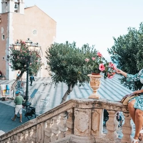 "Ο Κήπος των Ονείρων"| Το καταφύγιο ευεξίας στους κήπους της Ταορμίνα, του οίκου Dior