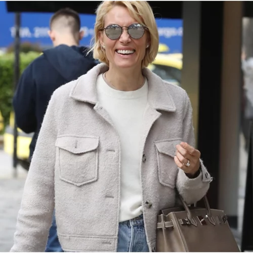 To τζιν παντελόνι που προτιμούν οι Ελληνίδες celebrities