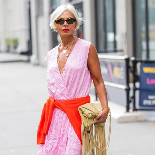 5 στιλιστικές συμβουλές που απορρίπτουν οι κομψές γυναίκες μετά τα 50