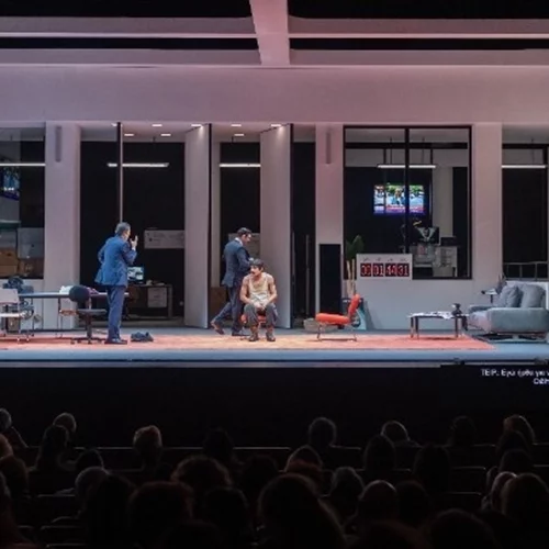 "Η διαφορετικότητα δεν αποκλείει" | Όταν ο Οιδίποδας μετατρέπεται σε προσβάσιμη εμπειρία στη Στέγη