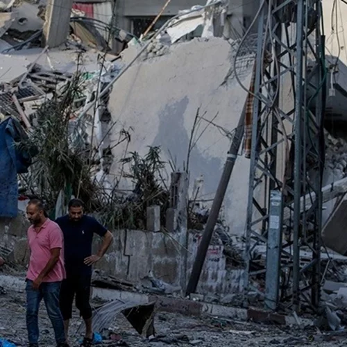 Σχεδόν 100 νεκροί σε βομβαρδισμό του Ισραήλ στη Γάζα