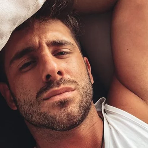 Γιώργος Λιβάνης | Δες πώς είναι το εργένικο σπίτι του (pics,vid)