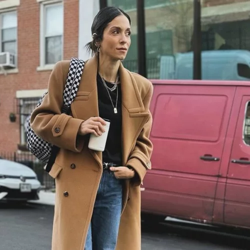 Σοφία Καρβέλα | Τα 3 ζευγάρια παπούτσια που προτιμάει φέτος τον χειμώνα και γιατί τα χρειαζόμαστε ASAP