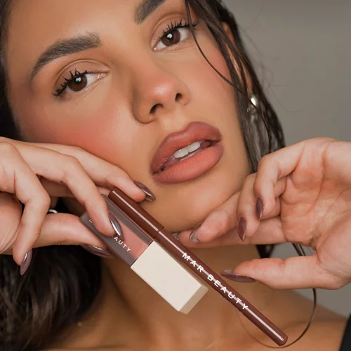 Mar Beauty | Η Μαριαλένα Ρουμελιώτη δημιούργησε τα δικά της καλλυντικά και υπογράφει το απόλυτο clean beauty look