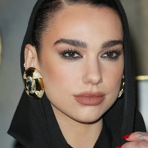 Οι σκιές που φωτίζουν -όσο δεν φαντάζεσαι- τα καστανά μάτια