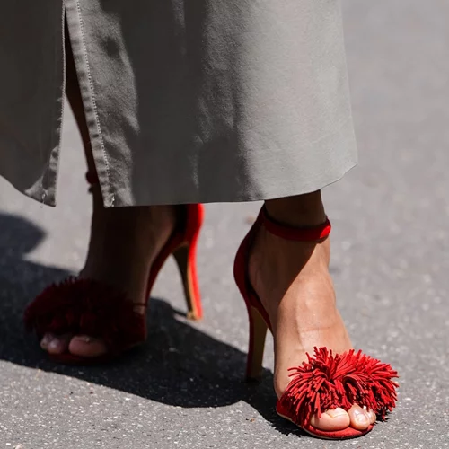 Τα πέδιλα με φιόγκο που θα βρεις στη Zara και μπορείς να φορέσεις σε κάθε φθινοπωρινό κάλεσμα