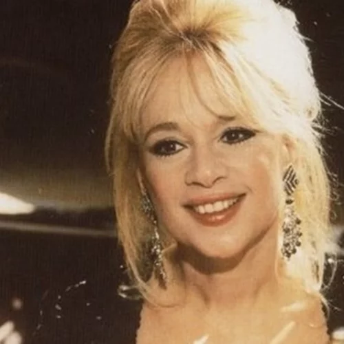 60 χρόνια πριν | Όταν η Αλίκη Βουγιουκλάκη χόρευε πάνω σε σκάφος με τον Νίκο Μαστοράκη