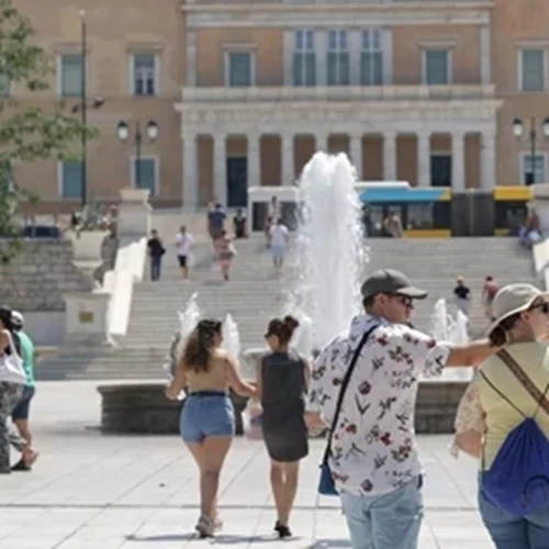 Ζέστη και σήμερα | Σε ποιες περιοχές ο υδράργυρος θα φτάσει τους 38 βαθμούς - Υψηλός ο κίνδυνος πυρκαγιάς