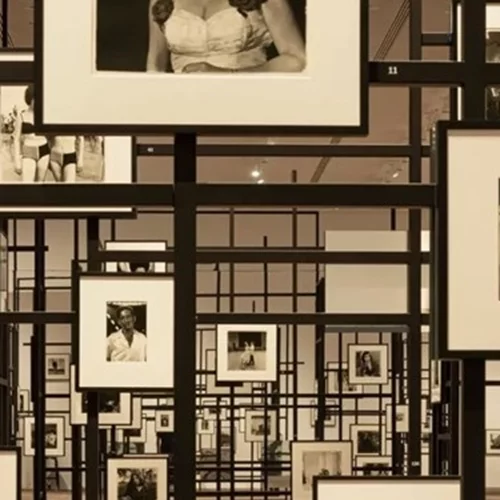 "Diane Arbus | Constellation", η πιο περιεκτική έως σήμερα έκθεση για τη μοναδική φωτογράφο