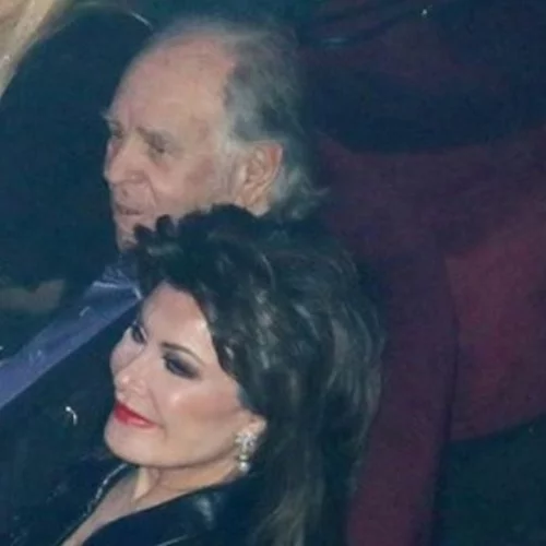 Γιάννα Αγγελοπούλου | Βραδινή έξοδος με τον σύζυγό της, Θεόδωρο - Με μίνι chic ταγιέρ και high knee μπότες