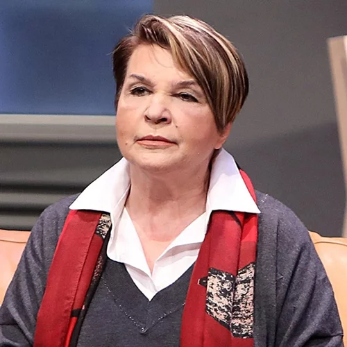 Η σπάνια δημόσια εμφάνιση της Κατιάνας Μπαλανίκα με τον γιο της | H απίστευτη ομοιότητα με τον πατέρα του