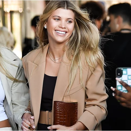 8 fashion TikTokers που άλλαξαν το χώρο της μόδας το 2023