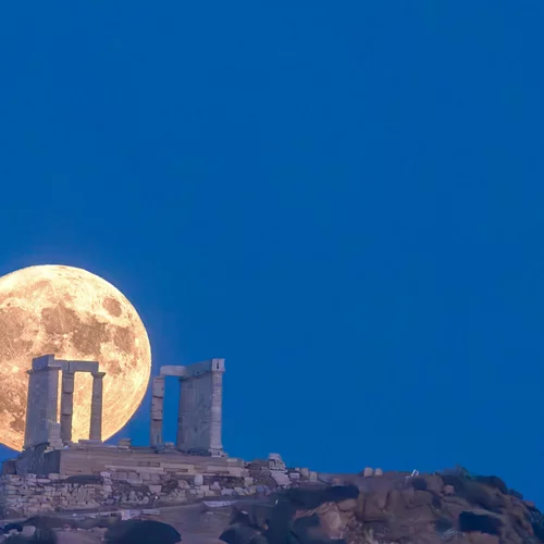 6+1 εκδηλώσεις για να απολαύσετε την πανσέληνο του Αυγούστου