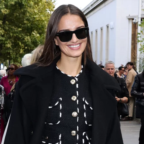 10 "Very demure, Very mindful" looks για να υιοθετήσεις τη νέα viral τάση του TikTok