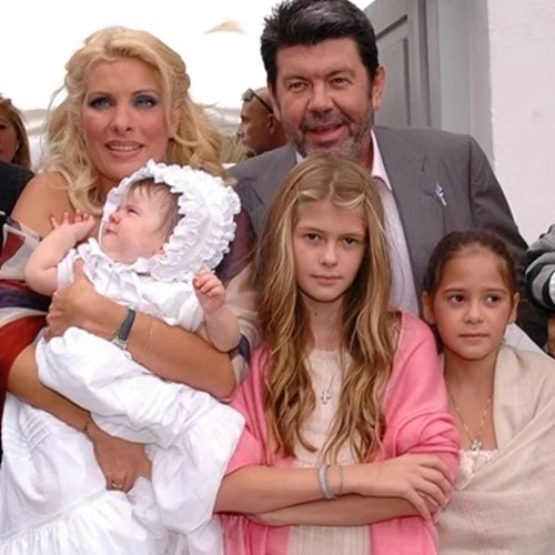 Flashback | Η Τζένη Μπαλατσινού νονά στην βάφτιση της κόρης της Ελένης Μενεγάκη