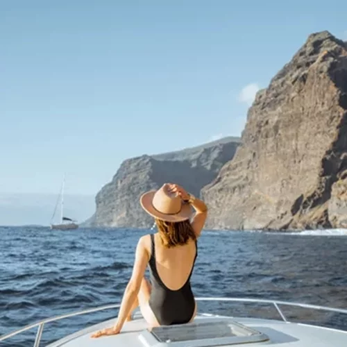 Ναυτία, πονοκέφαλος, κόπωση | Ποιες τροφές θα σε βοηθήσουν και ποιες να αποφύγεις;