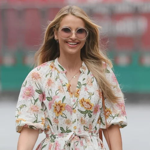 Τα αέρινα φορέματα που είναι ιδανικά για τις καλοκαιρινές διακοπές σου