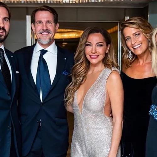 Η Τατιάνα Μπλάτνικ με δημιουργία Celia Kritharioti στην εκδήλωση The Hellenic Initiative