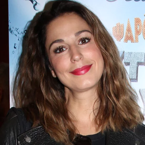 Η Κατερίνα Παπουτσάκη με πιο κοντά μαλλιά από ποτέ | Το κούρεμα που τη μεταμόρφωσε σε αυθεντική Παριζιάνα