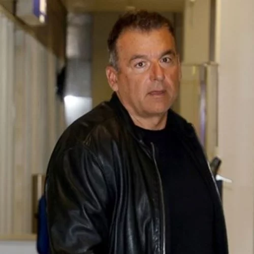 Θεατρική βραδιά για τον Γιώργο Λιάγκα - Χωρίς τη Μαρία Αντωνά