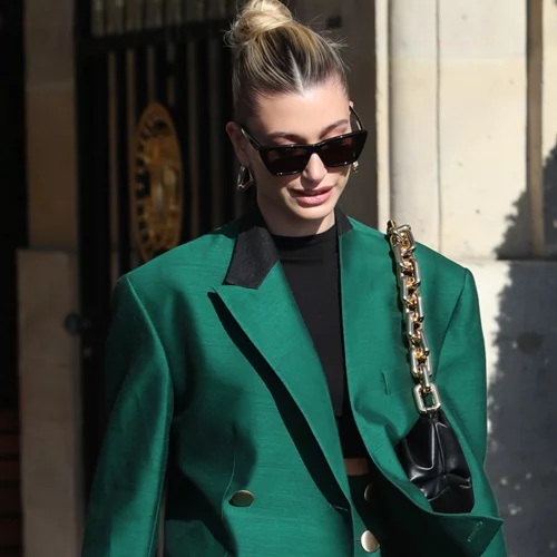 Hills of Green | Τα κομψά κομμάτια στο πιο δημοφιλές χρώμα της σεζόν Φθινόπωρο 2024