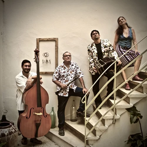 Το Mykonos Art Festival είναι η απόλυτη καλοκαιρινή γιορτή που δεν πρέπει να χάσεις