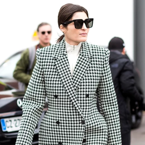 Δεν συμπαθείς τα κασκόλ; | Το trick που θα σε κρατήσει ζεστή στο κρύο