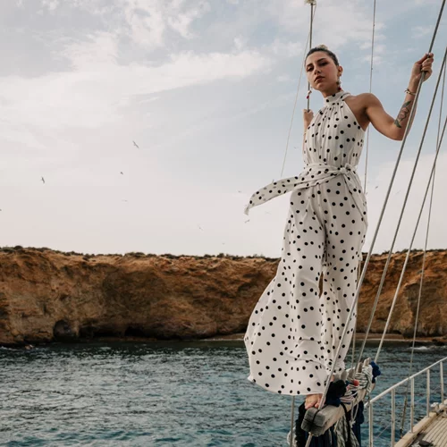 10 κομμάτια που αξίζει να αγοράσεις τώρα και θα φορέσεις σίγουρα το φθινόπωρο