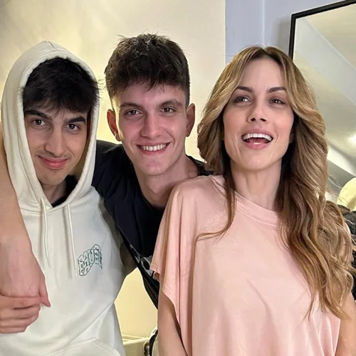 Ντορέττα Παπαδημητρίου | Οι τρυφερές ευχές για τα γενέθλια του γιου της και η εντυπωσιακή τούρτα "Χρόνια πολλά στο μικρό μου"