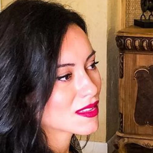 Μαριάνθη Κάσδαγλη | Οι πρώτες δηλώσεις μετά την άφιξή της στην Ελλάδα (vid)