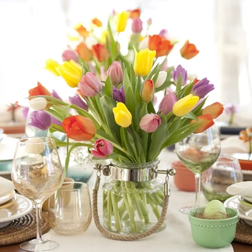 Αυτά τα βάζα από την IKEA θα δώσουν το χρώμα που ψάχνεις στο ανοιξιάτικο σου τραπέζι