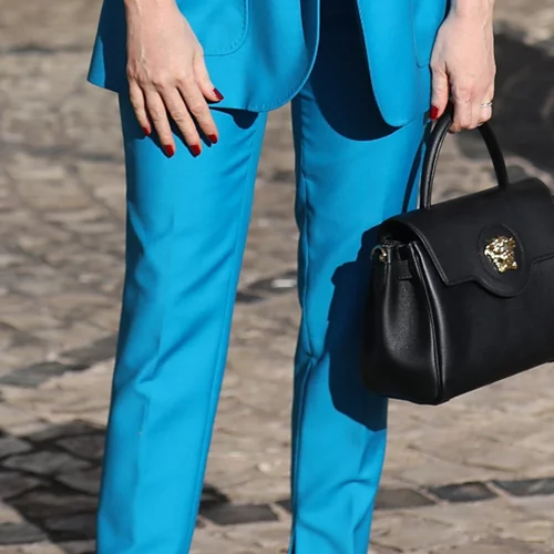 Αυτές είναι οι 12 καλύτερες tote τσάντες για να κρατήσεις το καλοκαίρι