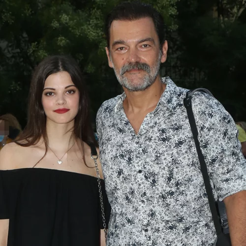 Τζένη Καζάκου | Η εξομολόγηση για τους γονείς της, Κωνσταντίνο Καζάκο και Τάνια Τρύπη