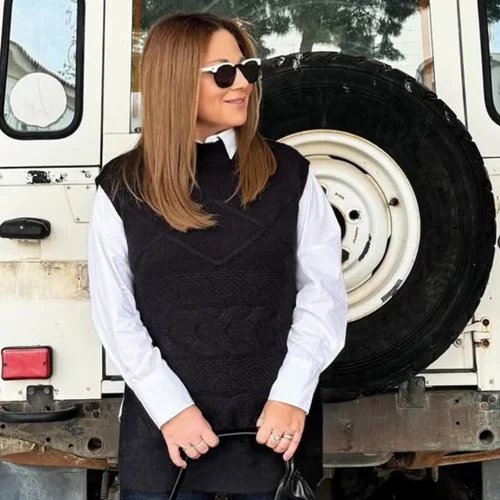 Νάνσυ Ζαμπέτογλου | Το post-holiday σύνολό της αποδεικνύει ότι οι παγιέτες φοριούνται και μετά την εορταστική περίοδο