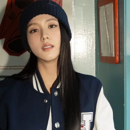 From College to the City | Πώς θα εντάξεις το varsity style στις καθημερινές σου εμφανίσεις