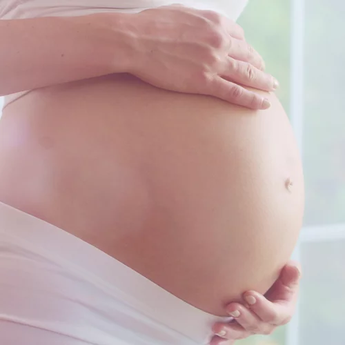 Ανατροπή με την 38χρονη έγκυο στην Κατερίνη που πέθανε | Ανεμβολίαστη η οικογένειά της - Η γυναικολόγος της έλεγε να εμβολιαστεί