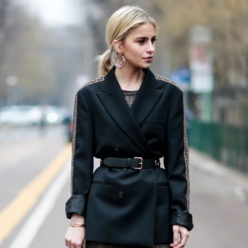 Αυτό είναι το αγαπημένο styling trick των influencers για τις ημέρες με πολύ κρύο | Πώς θα το πετύχεις