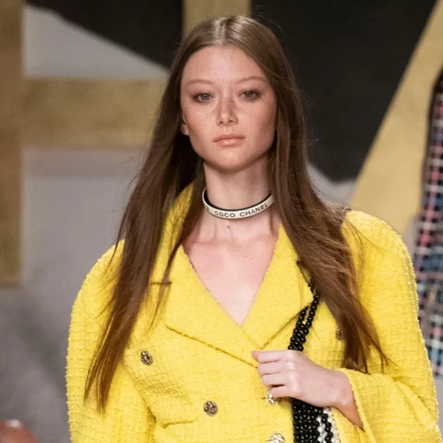 Η θηλυκότητα στα ύψη | Πώς θα φορέσεις τη φούστα αυτή την περίοδο