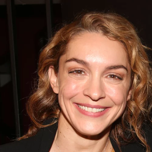 Η Γιούλικα Σκαφιδά στο κομμωτήριο | Το hair makeover της ηθοποιού θα σε αφήσει άφωνη