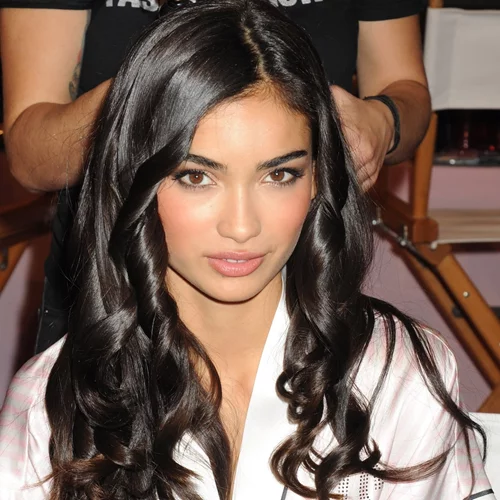 Bronzer αντί για concealer κάτω από τα μάτια; Το hack για τους μαύρους κύκλους που δοκιμάζουν όλες στο TikTok