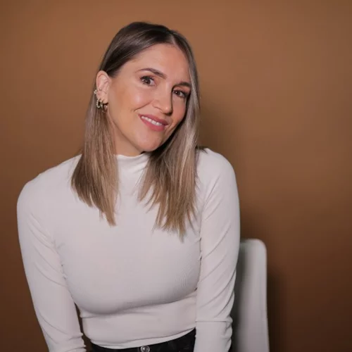 The Beauty Activists | Μαίρη Καλύμνου, μια φωνή δύναμης και έμπνευσης για όλες τις γυναίκες