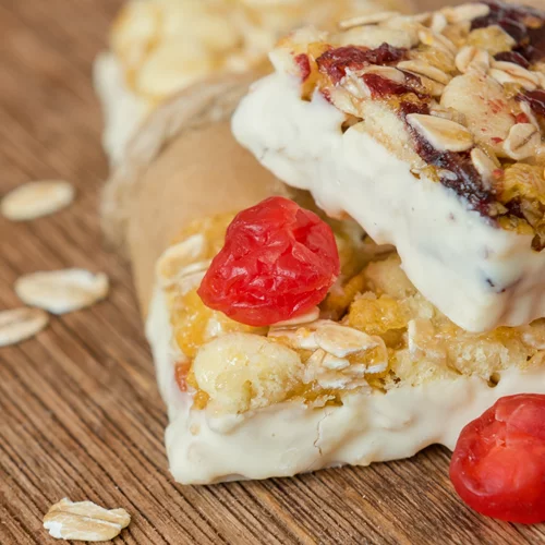 Το τέλειο σνακ για την παραλία | Μπάρες με γιαούρτι και σπιτική γκρανόλα