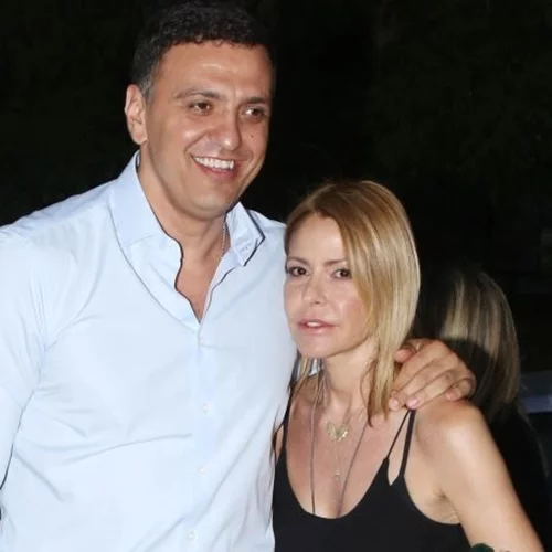 Βασίλης Κικίλιας | Το σπάνιο κλικ από το σπίτι του με τη Τζένη Μπαλατσινού