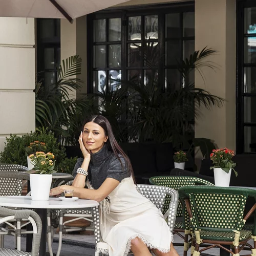 HOW TO LOOK CHIC 24/7