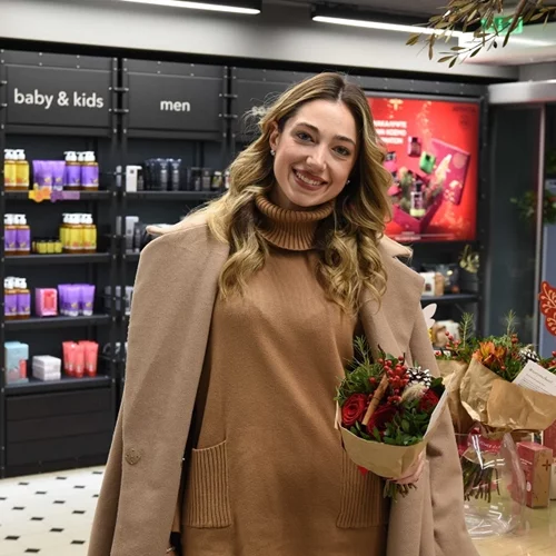 Ο απόλυτος παράδεισος ομορφιάς και χαλάρωσης έχει κάτι από ελληνική φύση